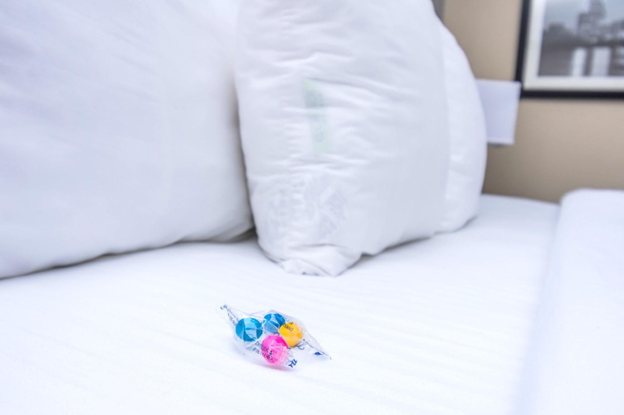 Econo Lodge Inn & Suites East Houston I-10 Екстериор снимка