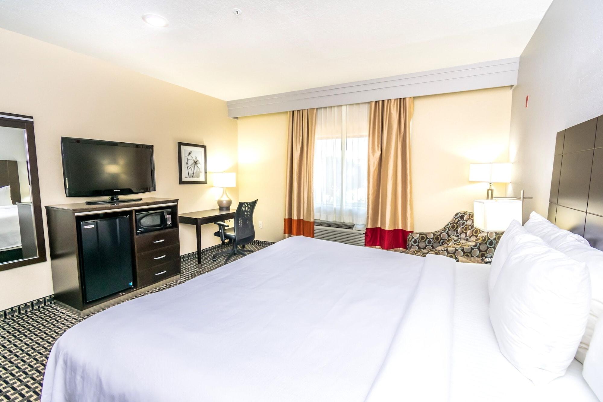 Econo Lodge Inn & Suites East Houston I-10 Екстериор снимка
